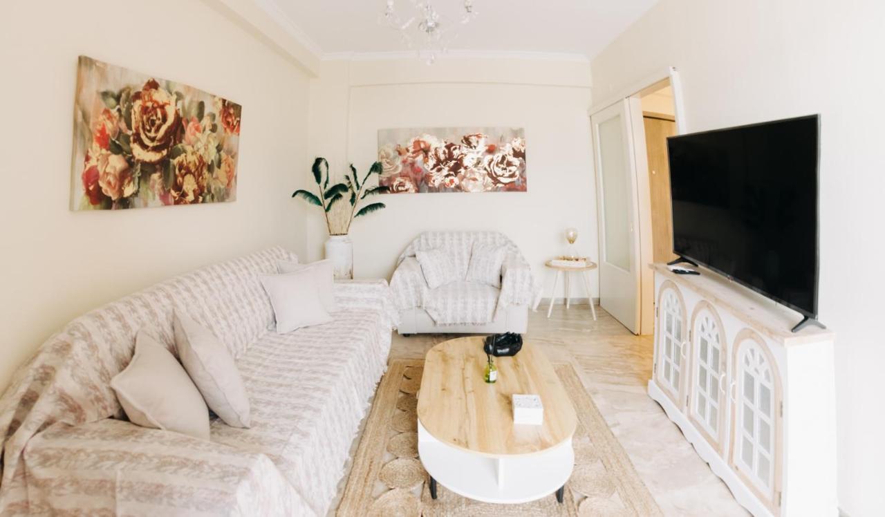 Apartament House Saint John, New Port Of